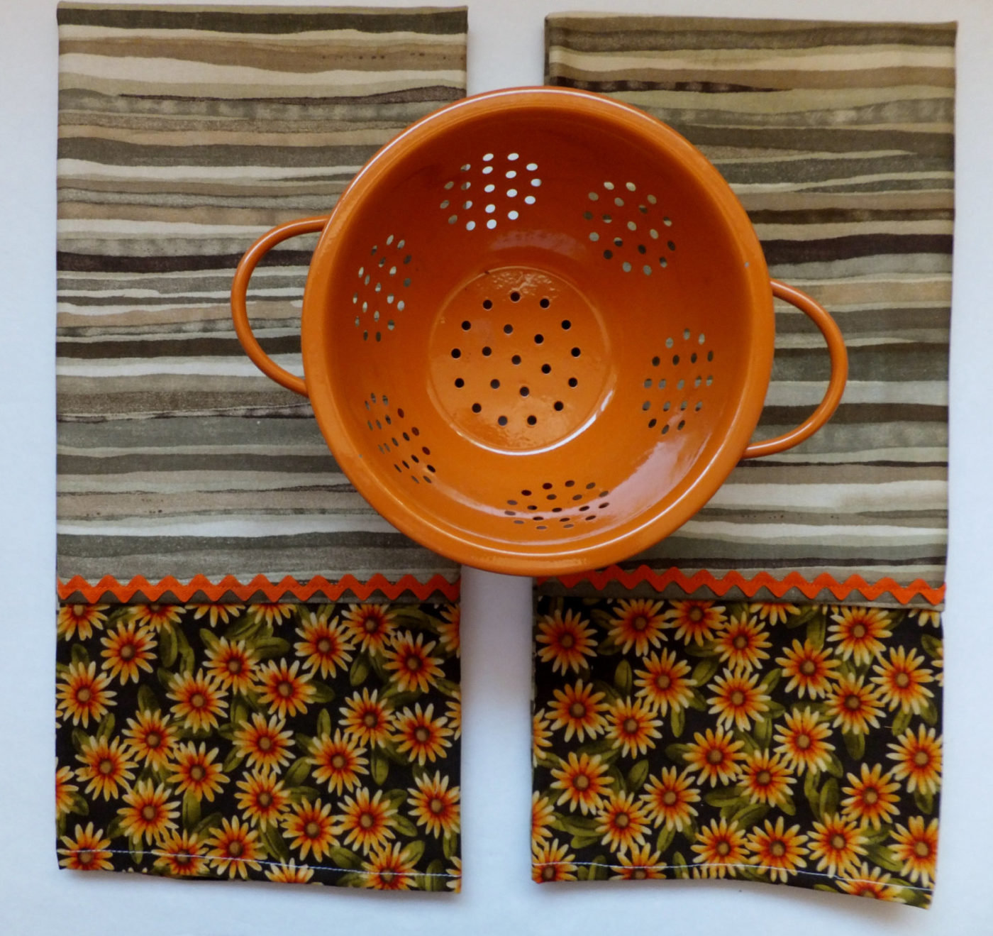 Sunflower Dish Towel Set with Rustic Stripes - Image 2