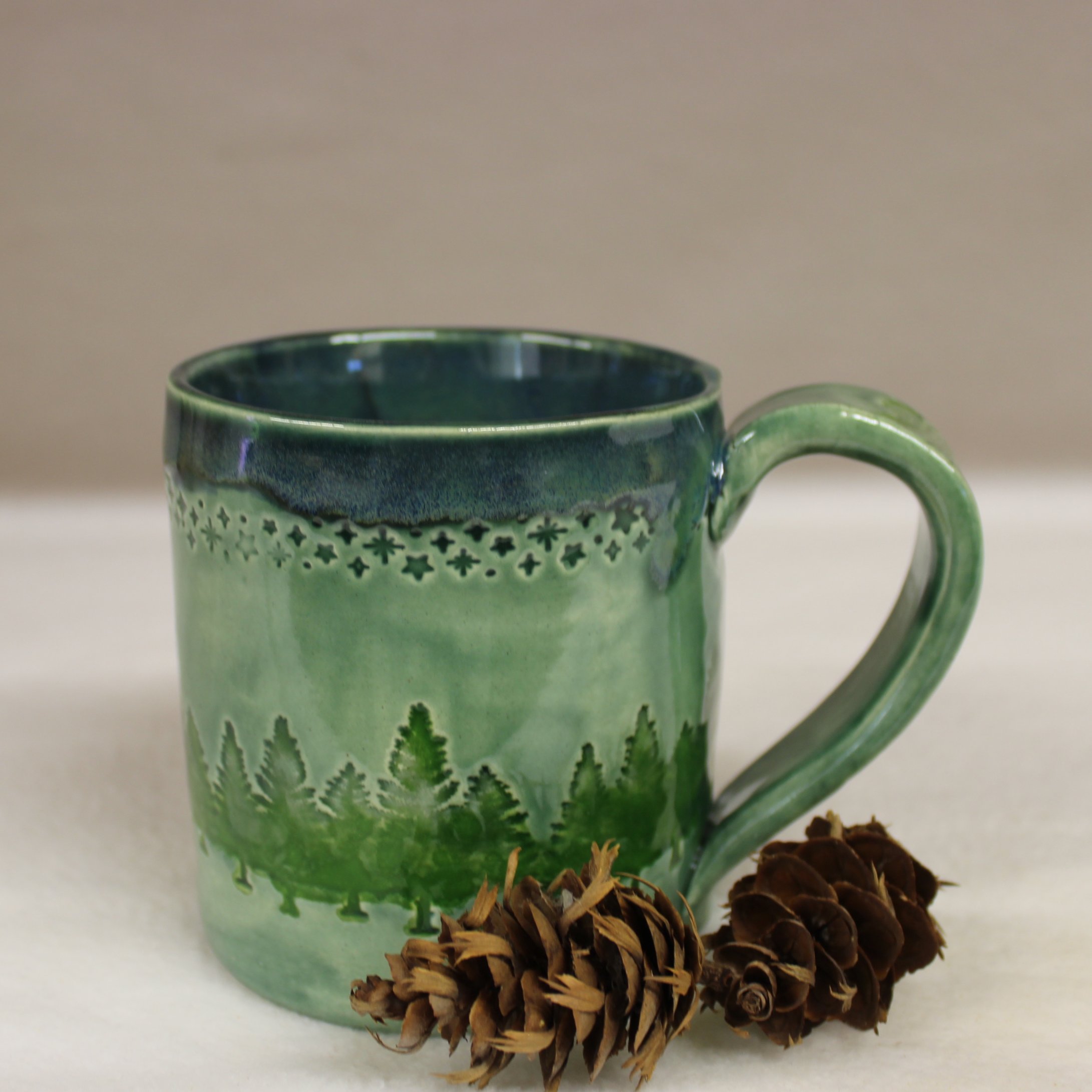 Hunter Green Ceramic Coffee Travel mug, Woodland moss glaze, black lid  pottery - BlueRoomPottery plus (+)