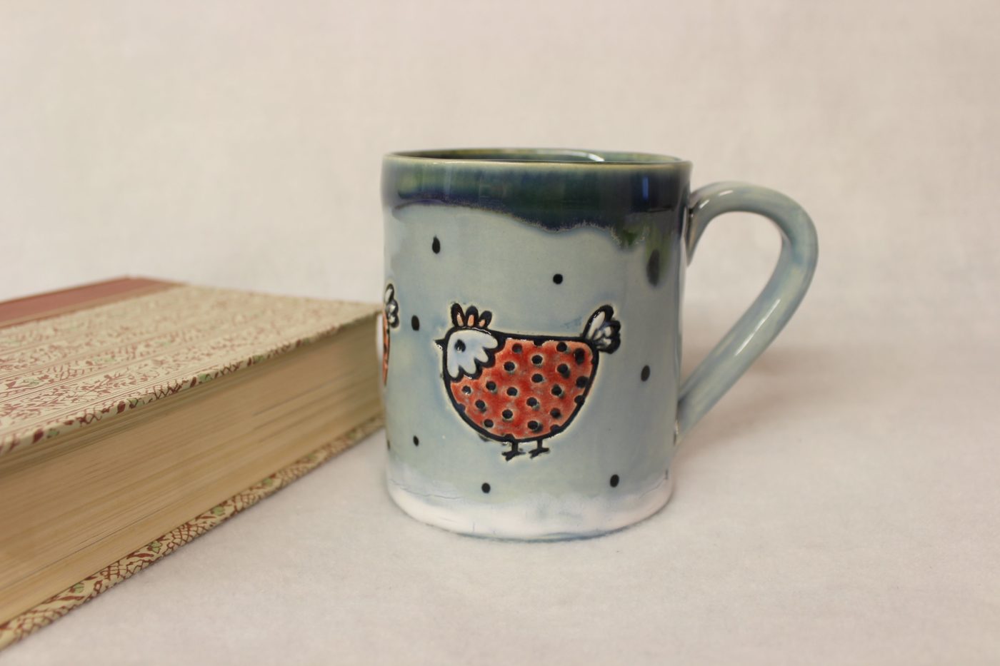 Little Red Hen Large Ceramic Mug - Image 7