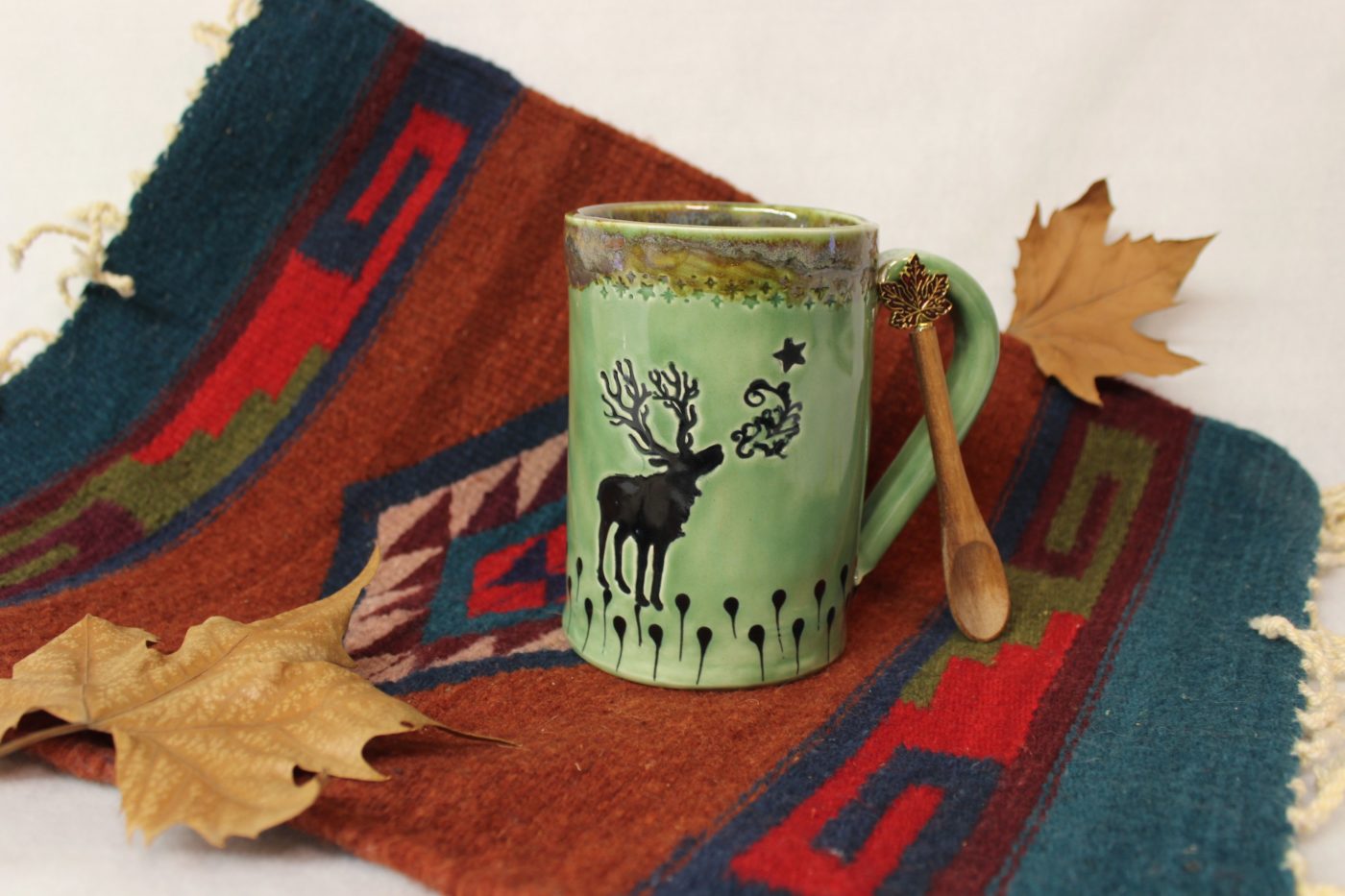 Reindeer Sings of Spring Extra Large Ceramic Mug - Image 2