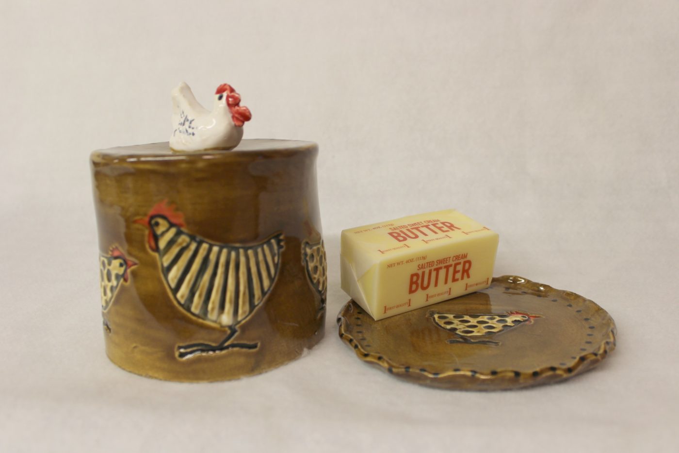 Rustic Chicken Covered Ceramic Stoneware Butter Keeper - Image 2