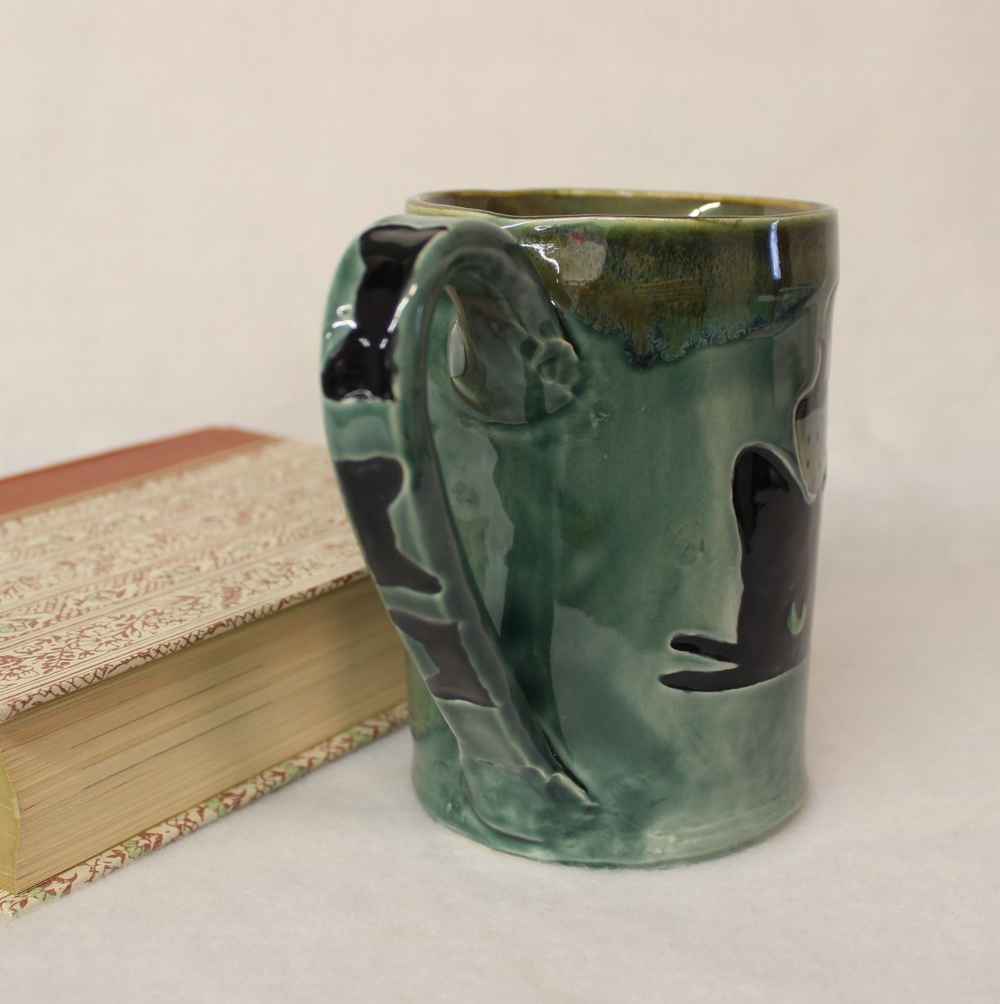 Green Eyed Cat with Coffee Cup Ceramic Stoneware Mug - Image 4