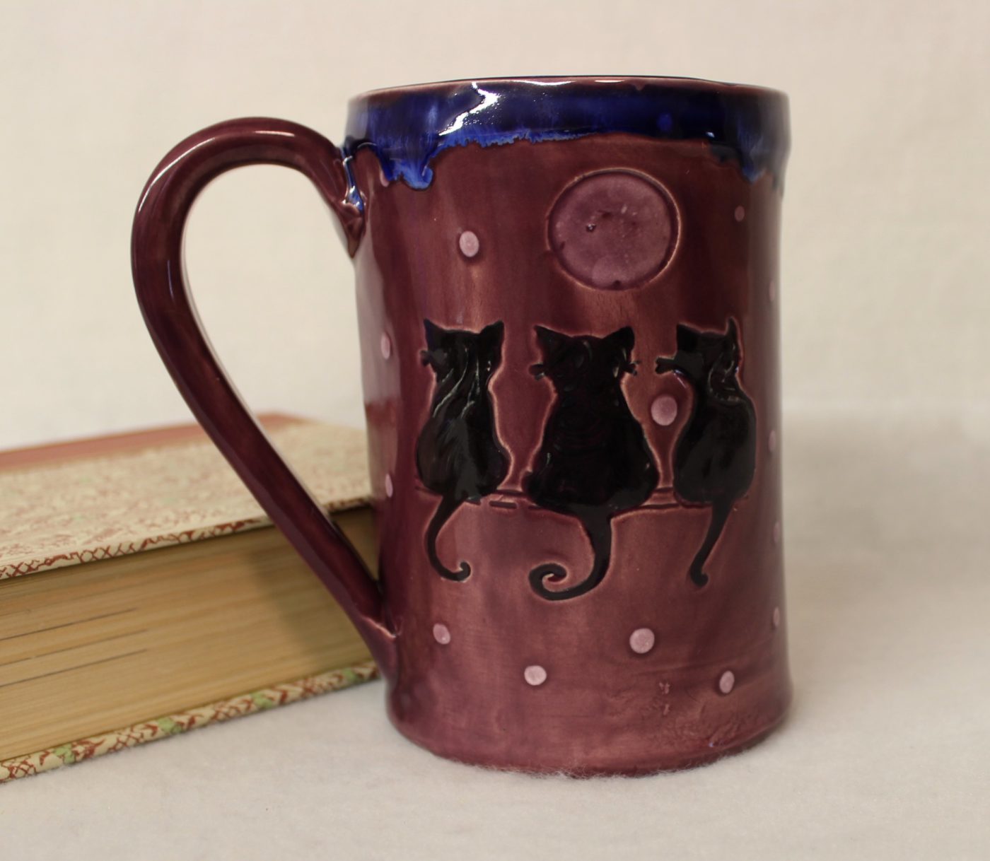 Cat Trio Under a Full Moon Extra Large Purple Ceramic Mug - Image 2